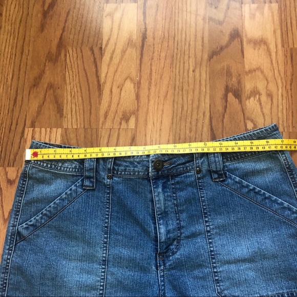 Jean Shorts Size 12 Mid Rise Mid Length - Picture 6 of 9